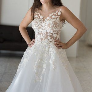 Michal Medina Wedding Gown - Size 2-4